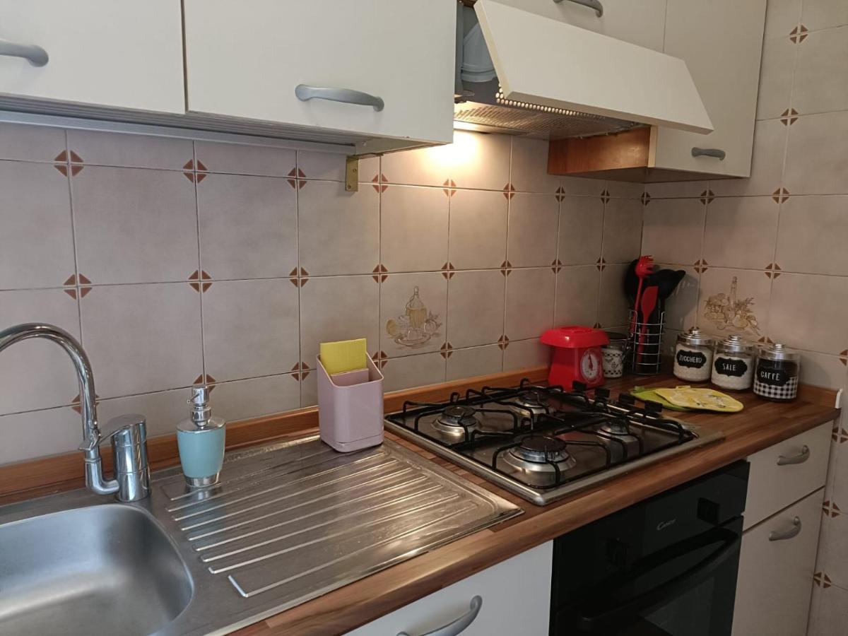 Riva Bianca Castle Holiday Home Lierna Luaran gambar