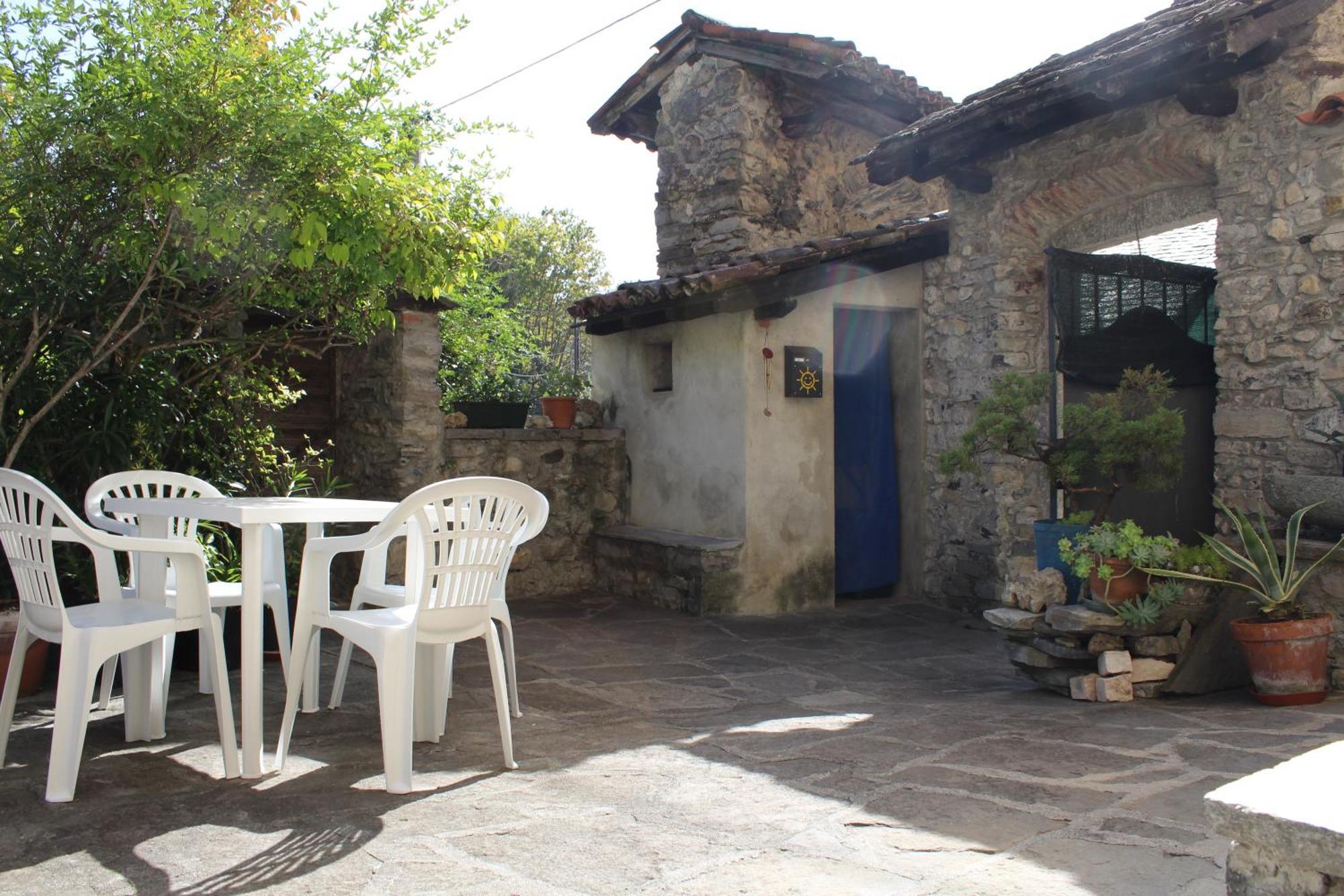 Riva Bianca Castle Holiday Home Lierna Luaran gambar
