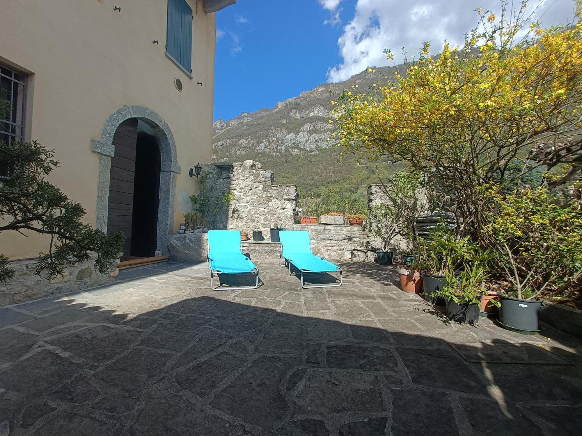 Riva Bianca Castle Holiday Home Lierna Luaran gambar