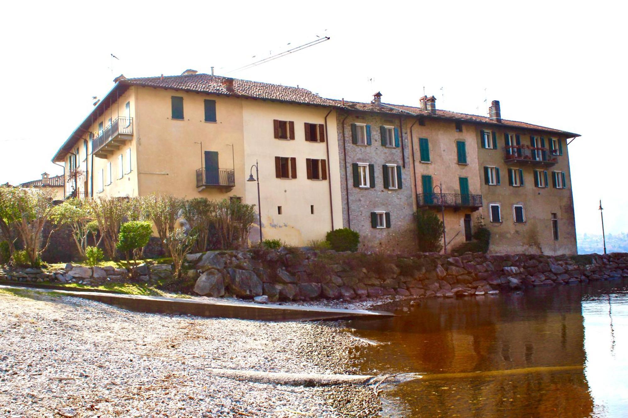 Riva Bianca Castle Holiday Home Lierna Luaran gambar